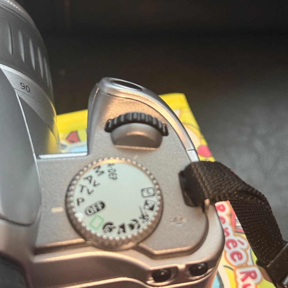 Canon EOS Rebel Ti 35mm Film SLR Camera with EF 28-90mm f/4-5.6 II Lens - Silver - Picture 6 of 16
